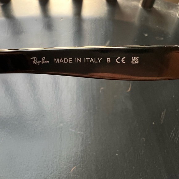 Ray-Ban Black Sunglasses LADY BURBANK - Picture 6 of 8